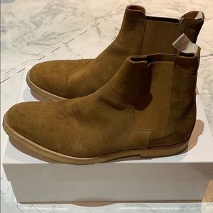 Common Projects Chelsea Boot